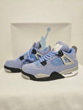 Air Jordan 4 Retro 'University Blue' - Size 6 (CT8527-400) - Brand New